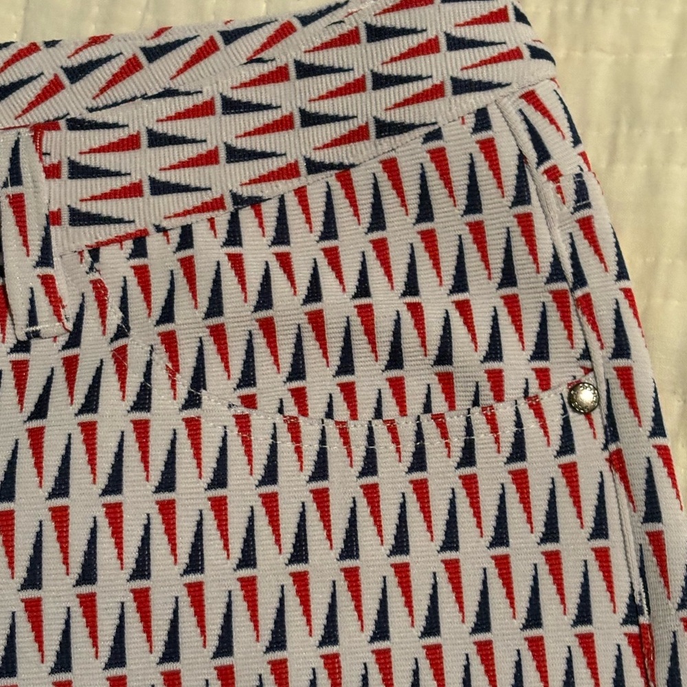 Men's Flat Front Patterned Shorts - White with Red & Navy Accents - Picture 3 of 4